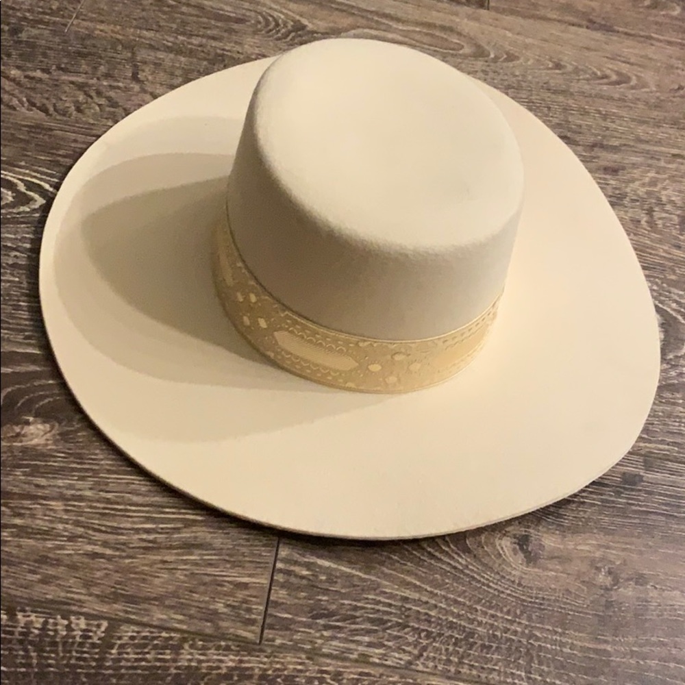 Lack of Color Hat - The Sierra (Gold) NWT